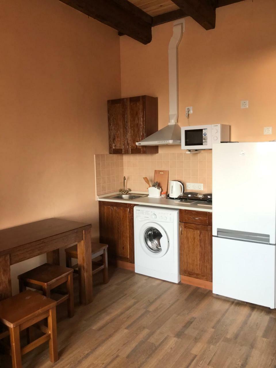 Two-Floor Apartments And Studio 2-Х Этажные Апартаменты И Студия В Самом Центре Kharkiv Extérieur photo